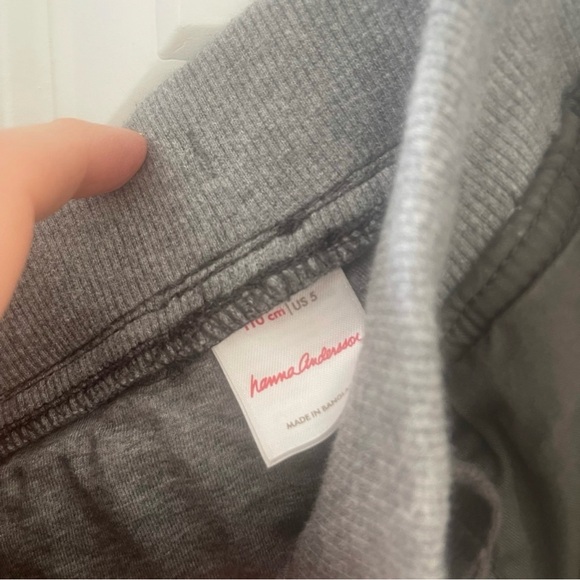 Hanna Andersson boys cargo pants - Picture 4 of 4